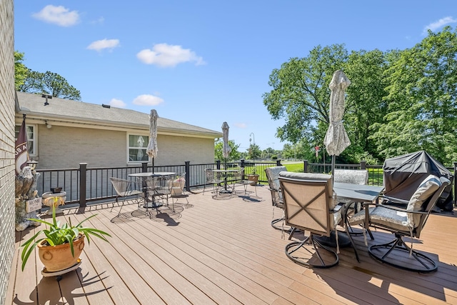 101 Townview Dr, Smyrna, TN 37167 - deck with outdoor dining area
