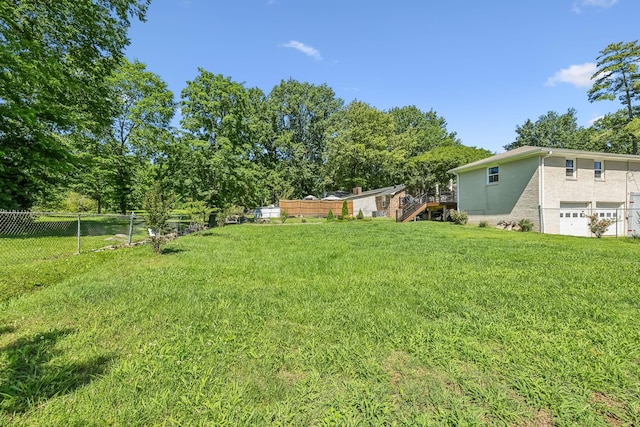 101 Townview Dr, Smyrna, TN 37167 - view of yard with stairway