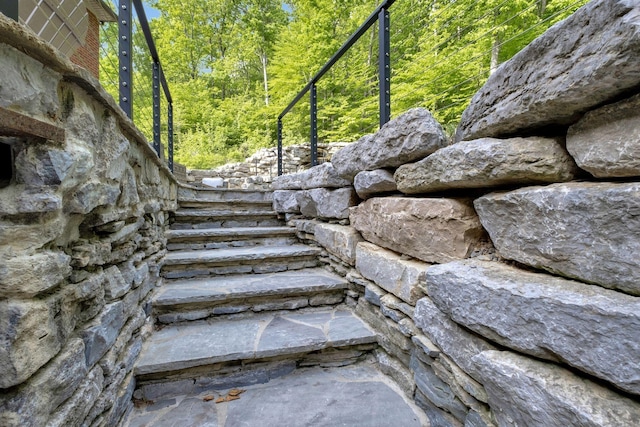 1120 Natchez Valley Ln, Franklin, TN 37064 - view of stairs