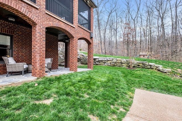 1120 Natchez Valley Ln, Franklin, TN 37064 - view of grassy yard with a patio area