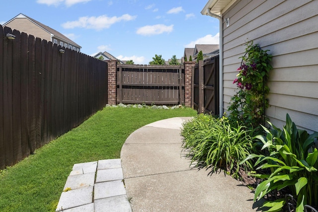 3216 Saltville Aly, Nolensville, TN 37135 - view of yard with a gate