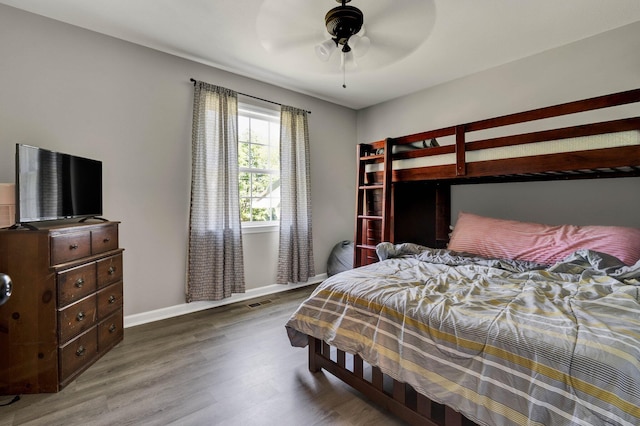 1430 Blythe Ferry Rd NE, Cleveland, TN 37312 - bedroom with wood finished floors, baseboards, and ceiling fan