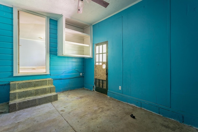 117 Westbrook Ave, Soddy Daisy, TN 37379 - spare room featuring unfinished concrete flooring and a ceiling fan