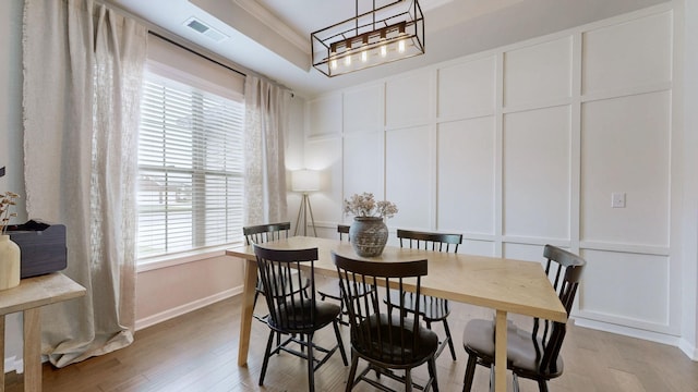 6614 Floral Ct, Murfreesboro, TN 37128 - dining area with light wood-style flooring and baseboards