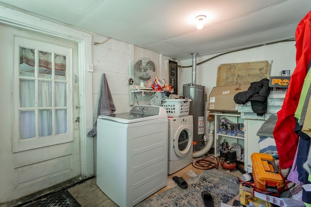119 Westbrook Ave, Soddy Daisy, TN 37379 - laundry room featuring washing machine and clothes dryer and gas water heater