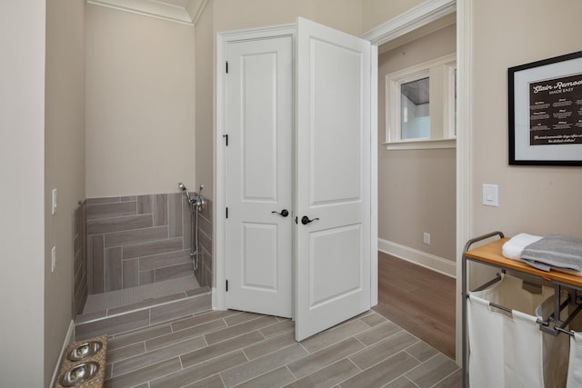 7243 Murrel Dr, Franklin, TN 37064 - bathroom featuring baseboards, wood finished floors, and crown molding