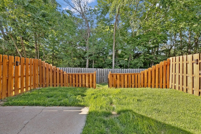 3405 Old Anderson Rd Unit 310, Antioch, TN 37013 - view of yard with view of scattered trees