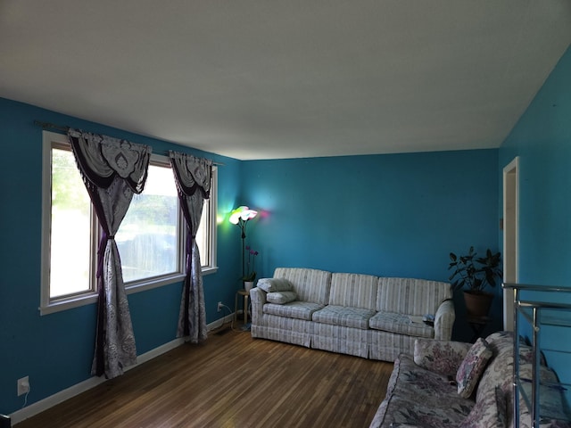 4548 Andrew Jackson Pkwy, Hermitage, TN 37076 - living area featuring dark wood-style flooring and baseboards