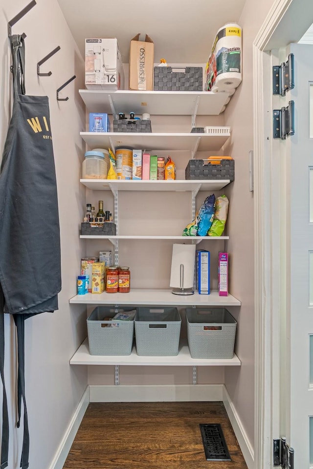 1135 Riverwood Dr, Nashville, TN 37216 - view of pantry