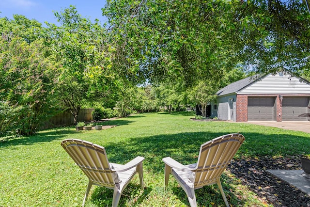 1135 Riverwood Dr, Nashville, TN 37216 - view of yard with a detached garage