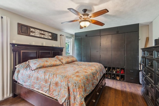 3130 Valley Bend Rd, Murfreesboro, TN 37129 - bedroom featuring dark wood-style flooring and a ceiling fan
