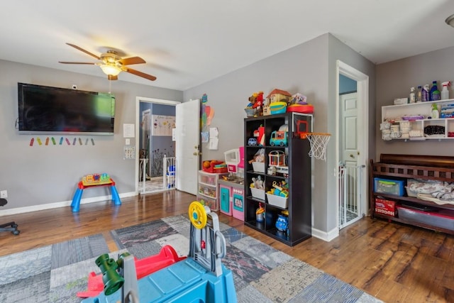 3130 Valley Bend Rd, Murfreesboro, TN 37129 - recreation room featuring a ceiling fan, wood finished floors, and baseboards