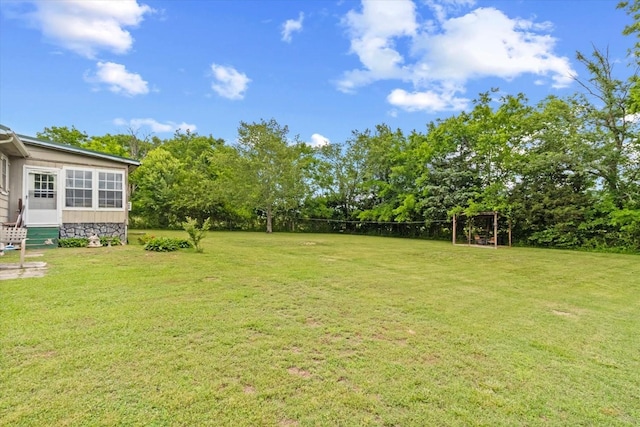 410 Sinking Creek Rd, Petersburg, TN 37144 - view of green lawn featuring entry steps