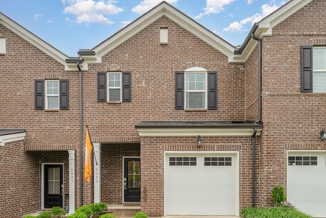 2023 Sperling Dr, Gallatin, TN 37066 - view of front of property featuring an attached garage and brick siding