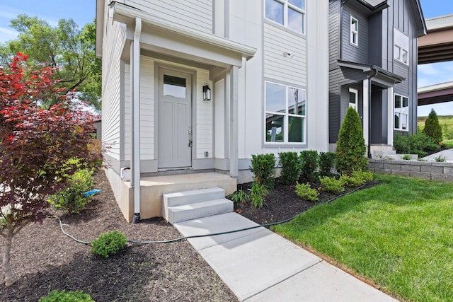 5509 Urbandale Ave, Nashville, TN 37209 - doorway to property with a yard