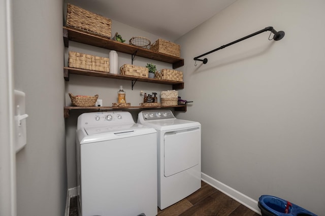 4526 Culpepper Cir, Murfreesboro, TN 37129 - laundry area with washer and dryer, dark wood finished floors, and baseboards