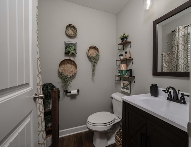 4526 Culpepper Cir, Murfreesboro, TN 37129 - bathroom featuring vanity, toilet, wood finished floors, and baseboards