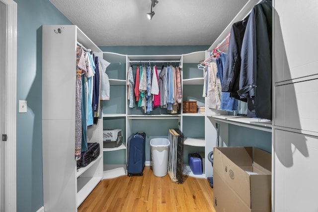 346 Lynnford Dr, Murfreesboro, TN 37128 - spacious closet with wood finished floors