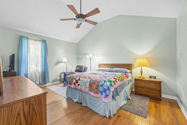 346 Lynnford Dr, Murfreesboro, TN 37128 - bedroom with vaulted ceiling, light wood-type flooring, baseboards, and a ceiling fan