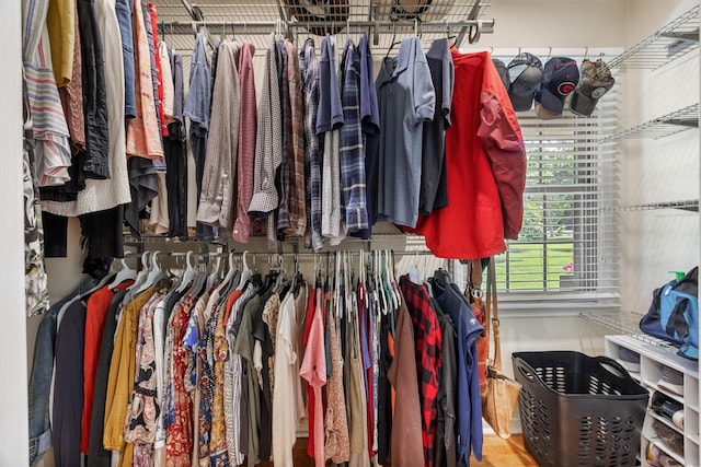 346 Lynnford Dr, Murfreesboro, TN 37128 - view of spacious closet
