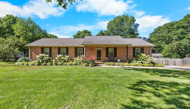 346 Lynnford Dr, Murfreesboro, TN 37128 - ranch-style house with brick siding
