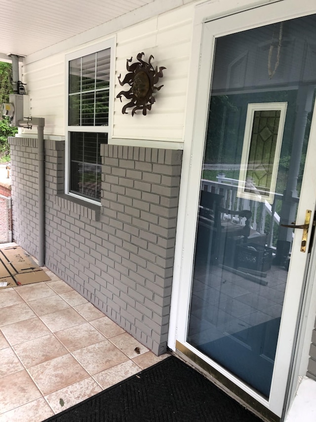 470 Askin Ln, Baxter, TN 38544 - property entrance featuring covered porch