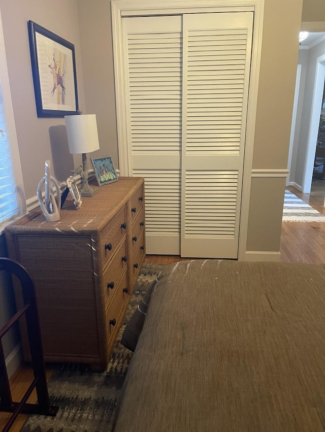 470 Askin Ln, Baxter, TN 38544 - bedroom featuring a closet, dark wood-style floors, and baseboards