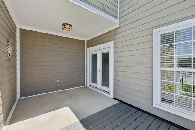 3511 Blaze Dr, Murfreesboro, TN 37128 - wooden terrace featuring french doors