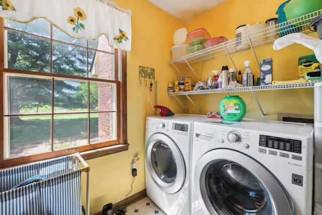 505 Shirley Rd, Smyrna, TN 37167 - laundry room with washing machine and dryer and baseboards