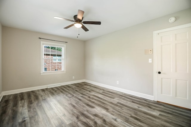 1625 Shady Cir, Lebanon, TN 37087 - spare room with a ceiling fan, dark wood finished floors, a smoke detector, and baseboards
