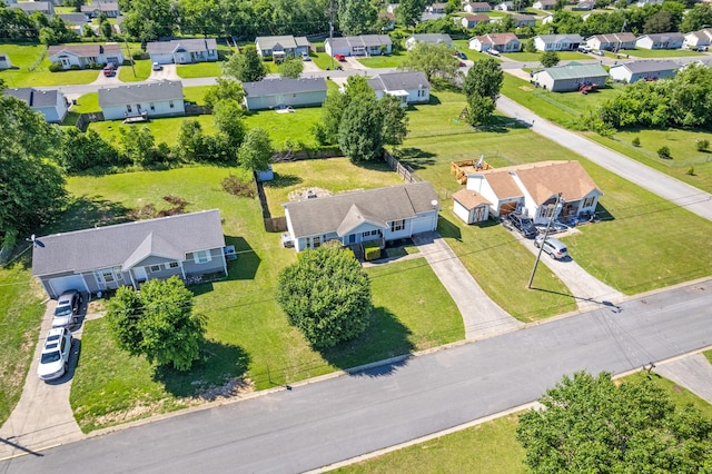 337 Atlantic Ave, Oak Grove, KY 42262 - aerial perspective of suburban area