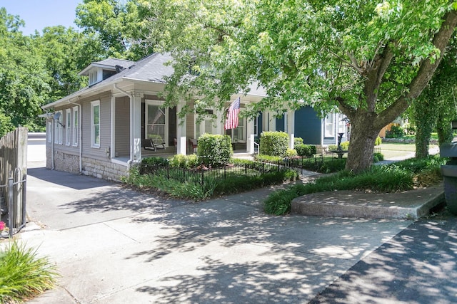 712 W Main St, Franklin, TN 37064 - view of front of property with a porch