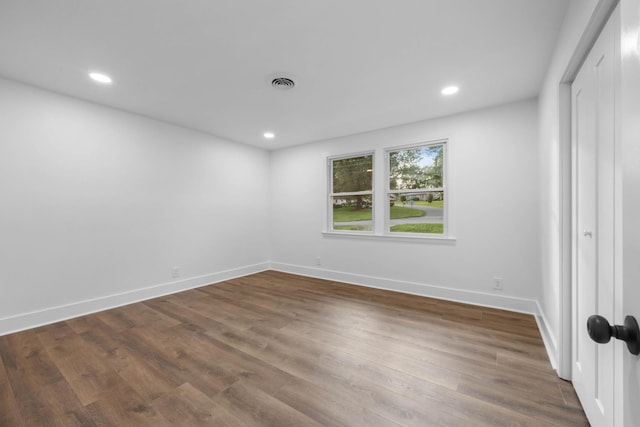 176 Kirby Dr, Clarksville, TN 37042 - unfurnished room featuring wood finished floors, recessed lighting, and baseboards