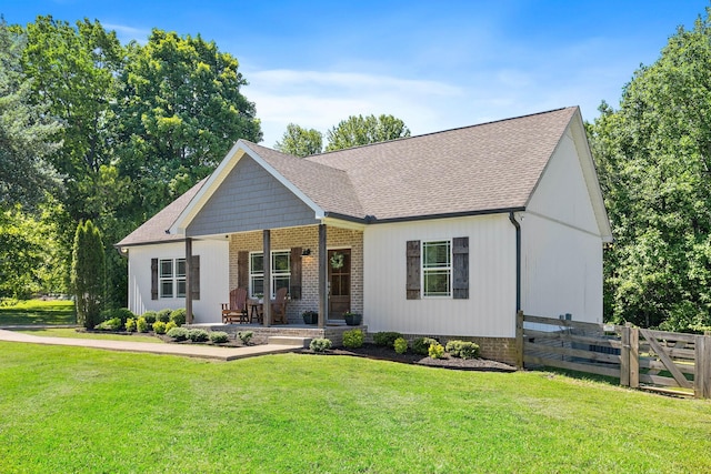 600 S Tunnel Rd, Gallatin, TN 37066 - ranch-style house featuring covered porch and a shingled roof
