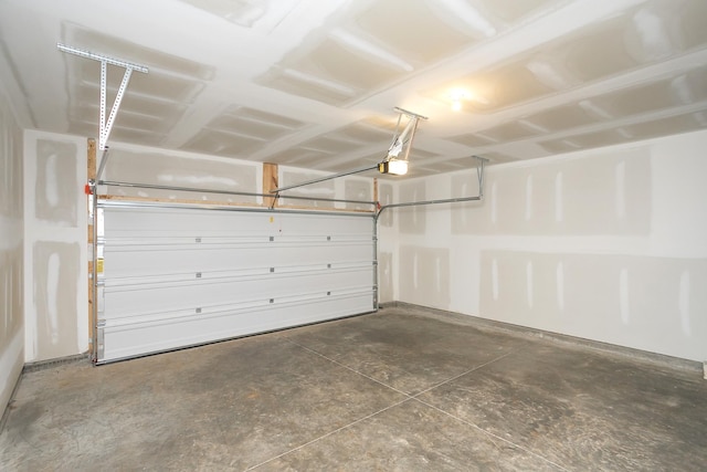 124 W Cassa Way, Mount Juliet, TN 37122 - garage featuring a garage door opener