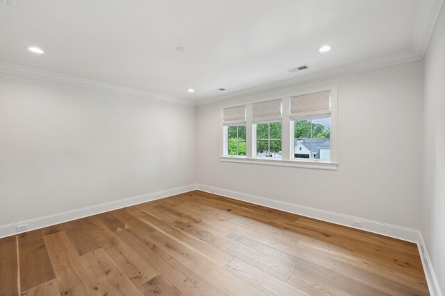 304 Berry Cir, Franklin, TN 37064 - unfurnished room with baseboards, hardwood / wood-style floors, recessed lighting, and ornamental molding
