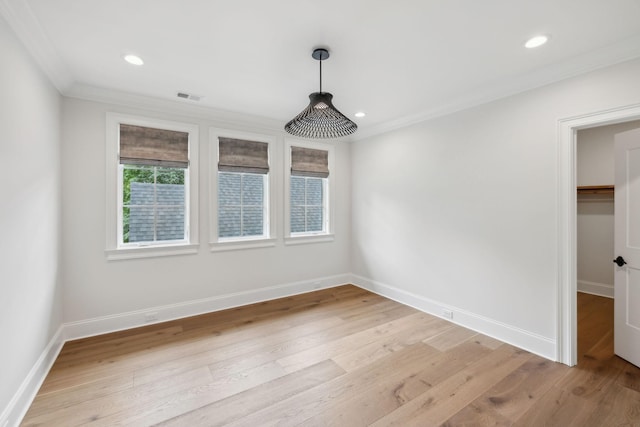 304 Berry Cir, Franklin, TN 37064 - unfurnished dining area with ornamental molding, light wood-type flooring, recessed lighting, and baseboards