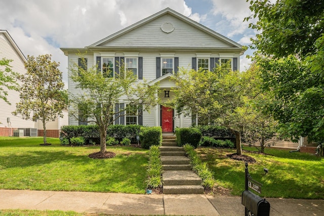 1119 Hudson Ln, Franklin, TN 37067 - view of front facade with a front yard