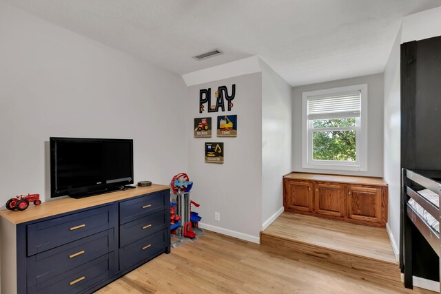 1800 Old Highway 52, Lafayette, TN 37083 - rec room with light wood-style flooring and baseboards