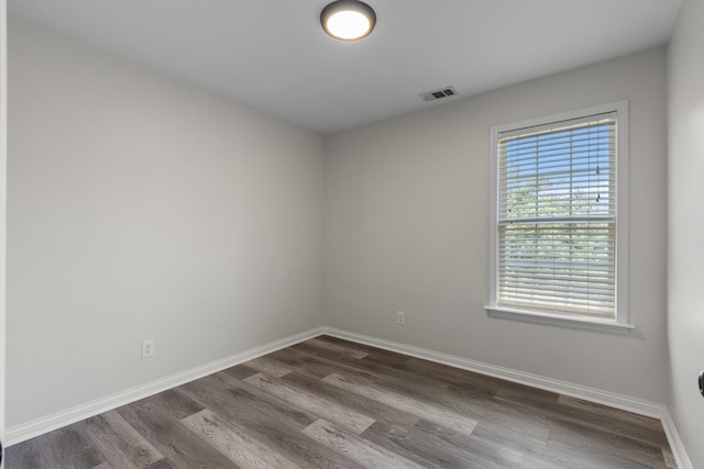2905 Burtonwood Dr, Spring Hill, TN 37174 - unfurnished room featuring dark wood-style flooring and baseboards