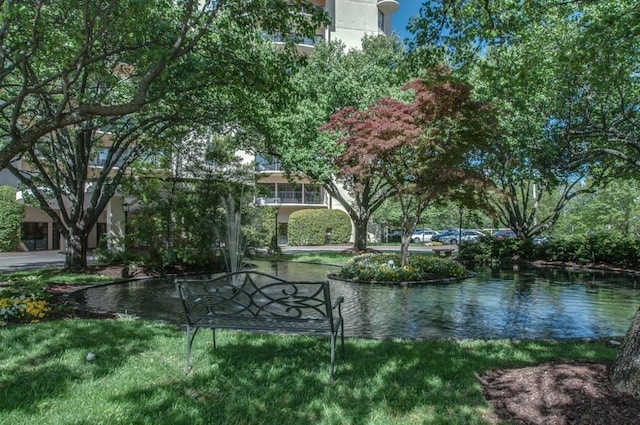 6666 Brookmont Ter Unit 307, Nashville, TN 37205 - view of home's community featuring a lawn