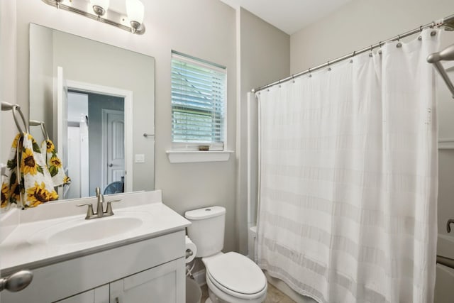 633 Fall Creek Cir, Goodlettsville, TN 37072 - bathroom with vanity and toilet