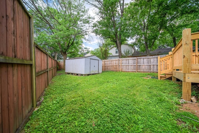 504 Macfie Ct, Madison, TN 37115 - view of yard featuring a wooden deck