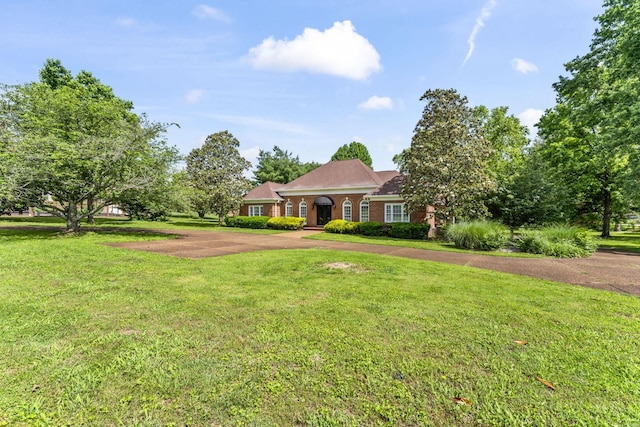 3000 General Forrest Dr, Columbia, TN 38401 - view of front of property featuring a front lawn