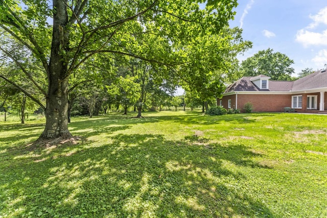 3000 General Forrest Dr, Columbia, TN 38401 - view of green lawn