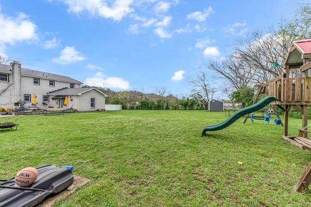 3109 Stokers Ln, Nashville, TN 37218 - view of grassy yard featuring a playground