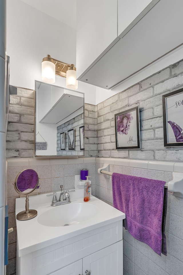 3109 Stokers Ln, Nashville, TN 37218 - bathroom with vanity and a wainscoted wall