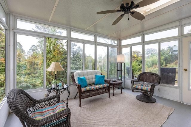 484 E View Dr, Chattanooga, TN 37404 - sunroom / solarium with a ceiling fan, plenty of natural light, and outdoor lounge area