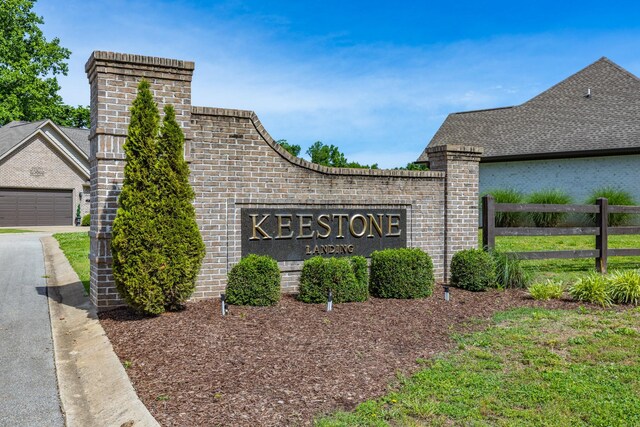 105 Andrews Dr, Loretto, TN 38469 - view of community sign