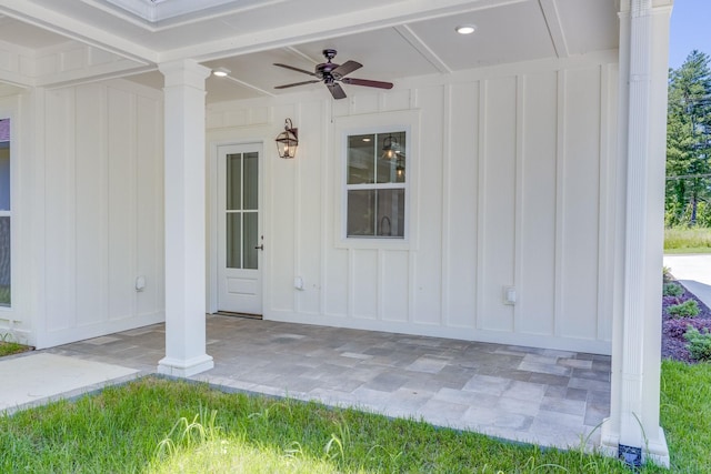 110 4th Ave S, Loretto, TN 38469 - view of patio with a ceiling fan